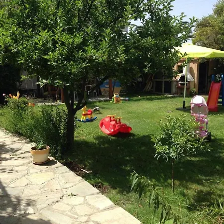 In Guest - Maro 1